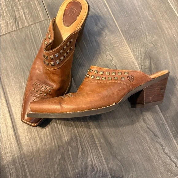 Ariat Dixie Mule - Russet Rebel Brown Studded Women's snip toe boot - Picture 3 of 5